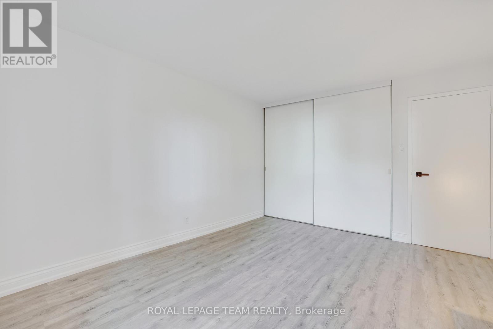 113 - 2951 Riverside Drive, Ottawa, ON - Indoor Photo Showing Other Room