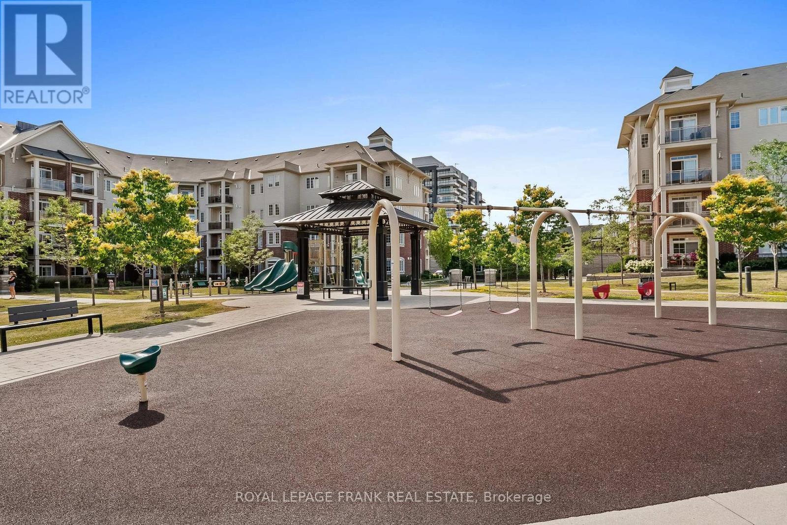 405 - 80 Aspen Springs Drive, Clarington (Bowmanville), ON - Outdoor