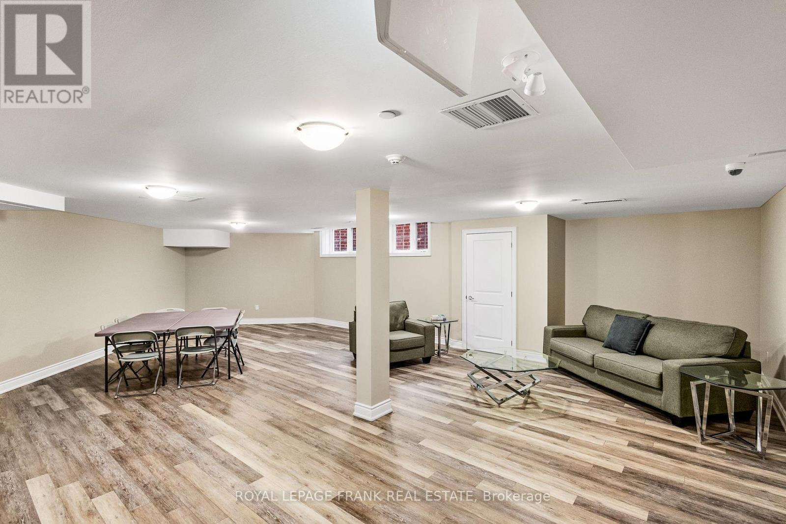 405 - 80 Aspen Springs Drive, Clarington (Bowmanville), ON - Indoor