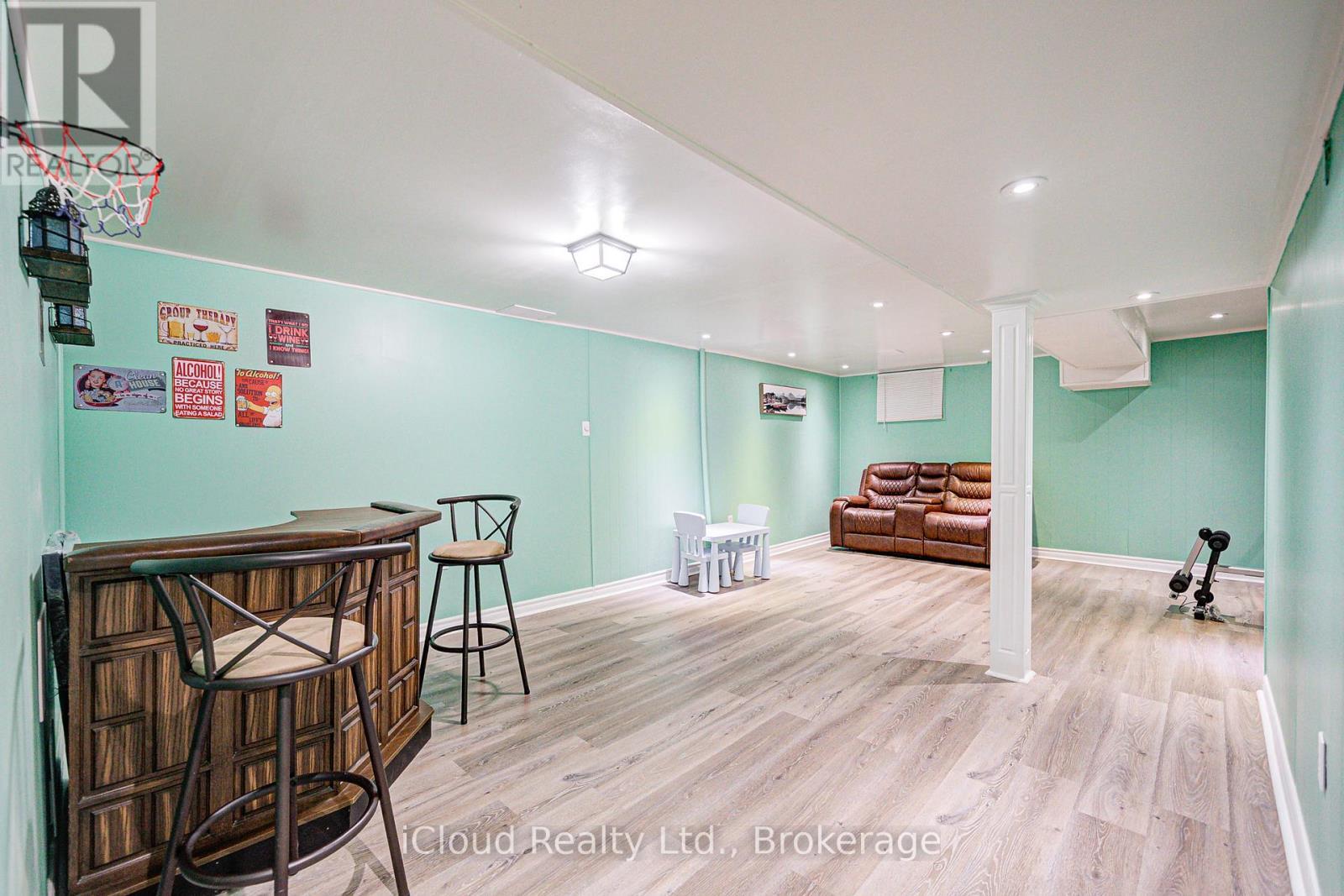 5 Gloucester Place, Brampton, ON - Indoor Photo Showing Other Room