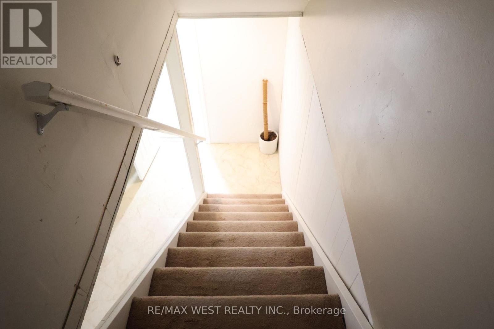 61 - 830 Stainton Drive, Mississauga, ON - Indoor Photo Showing Other Room