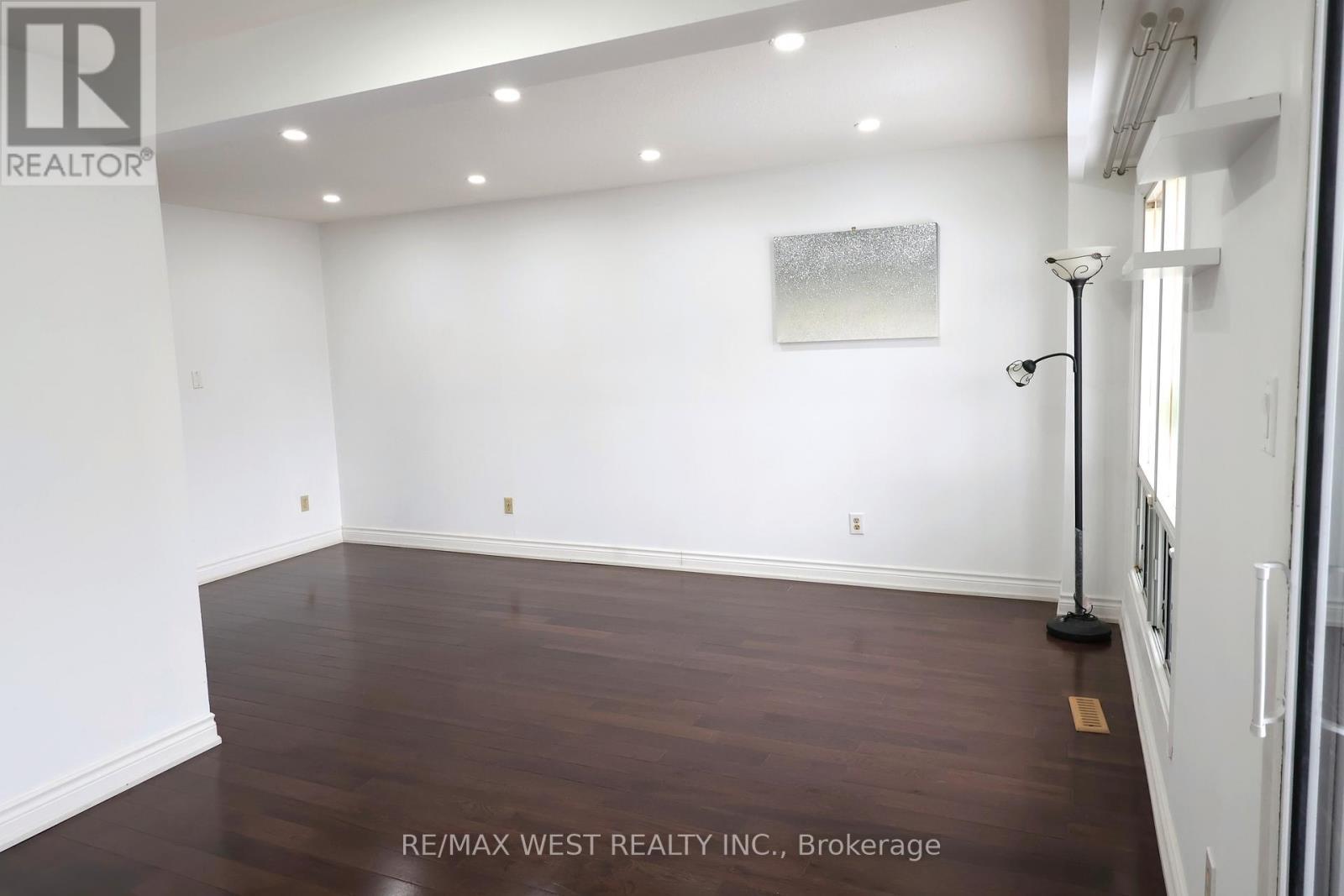 61 - 830 Stainton Drive, Mississauga, ON - Indoor Photo Showing Other Room