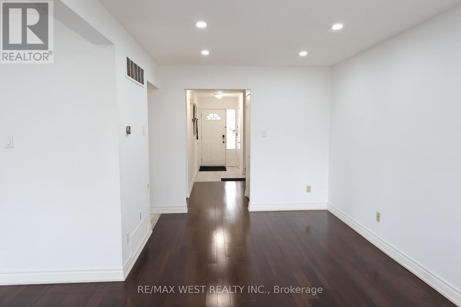 61 - 830 Stainton Drive, Mississauga, ON - Indoor Photo Showing Other Room