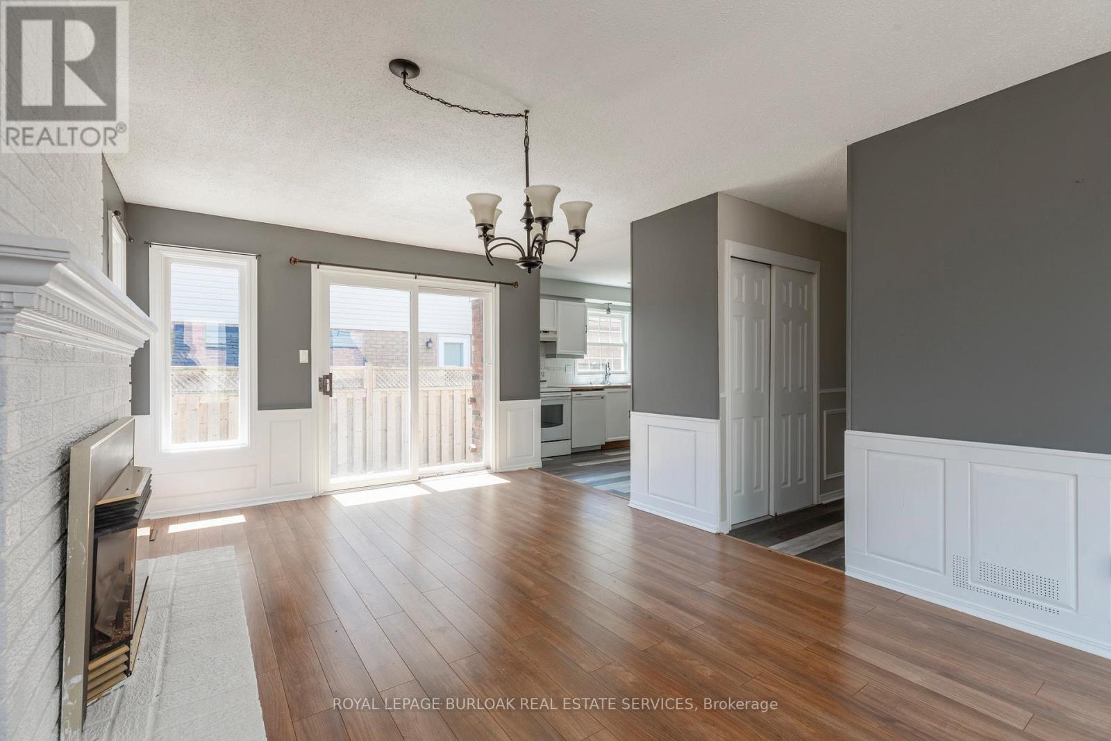 128 Brian Boulevard, Hamilton, ON - Indoor Photo Showing Other Room With Fireplace