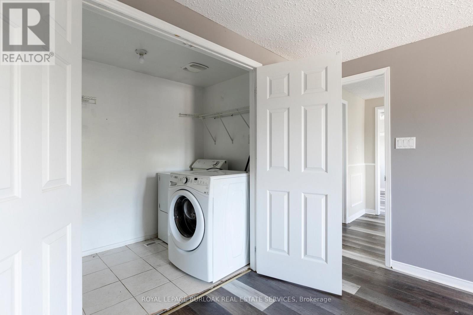 128 Brian Boulevard, Hamilton, ON - Indoor Photo Showing Laundry Room