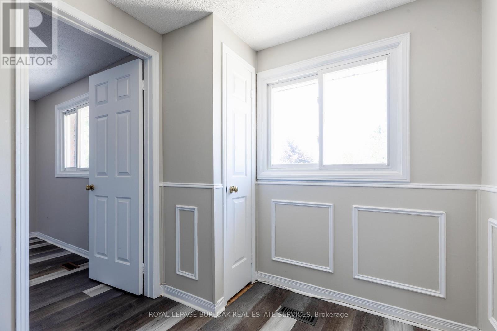 128 Brian Boulevard, Hamilton, ON - Indoor Photo Showing Other Room