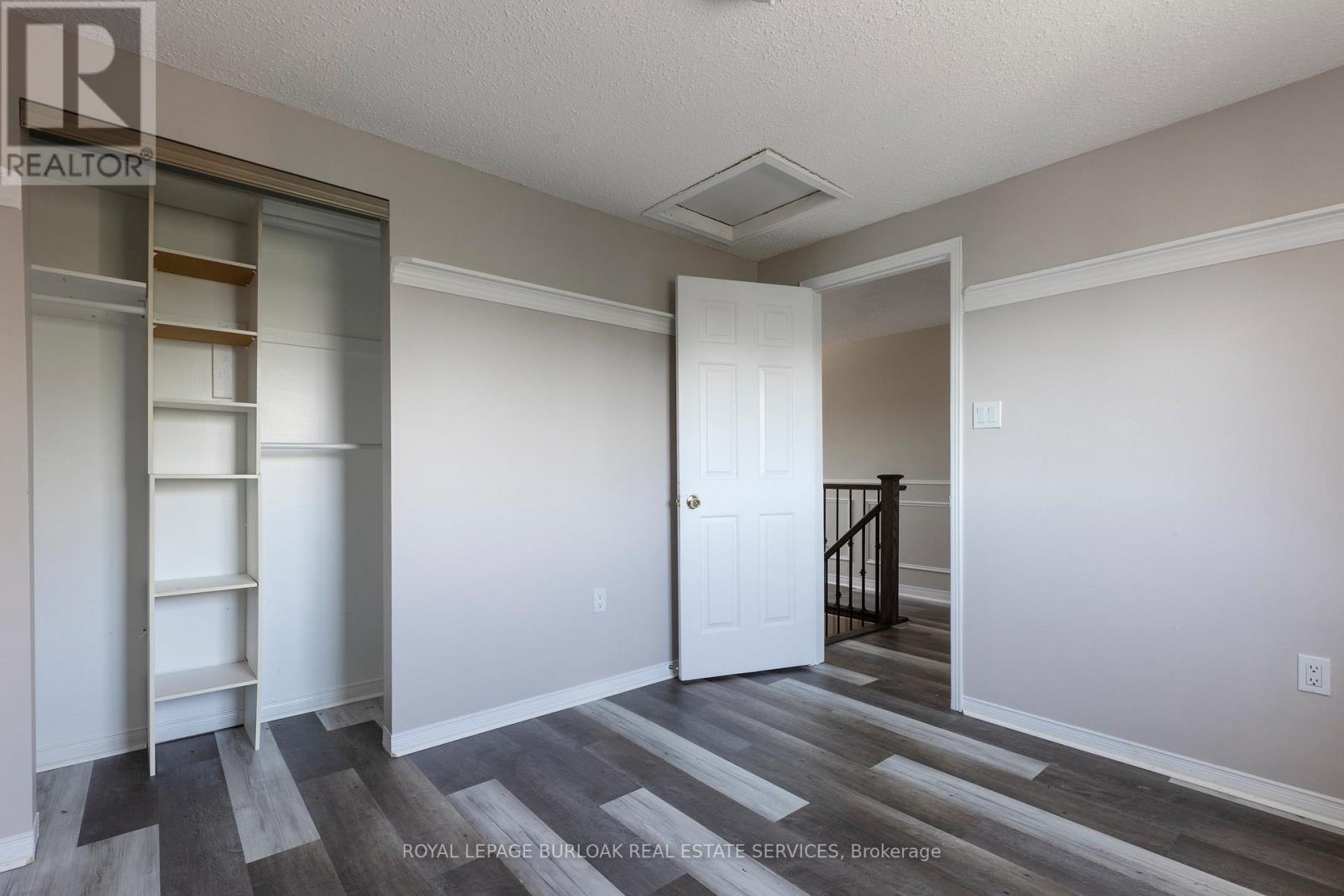 128 Brian Boulevard, Hamilton, ON - Indoor Photo Showing Other Room