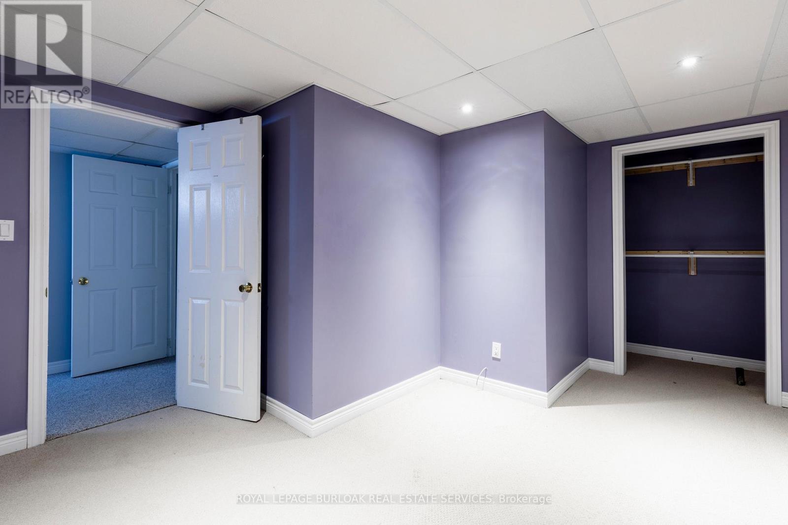 128 Brian Boulevard, Hamilton, ON - Indoor Photo Showing Other Room
