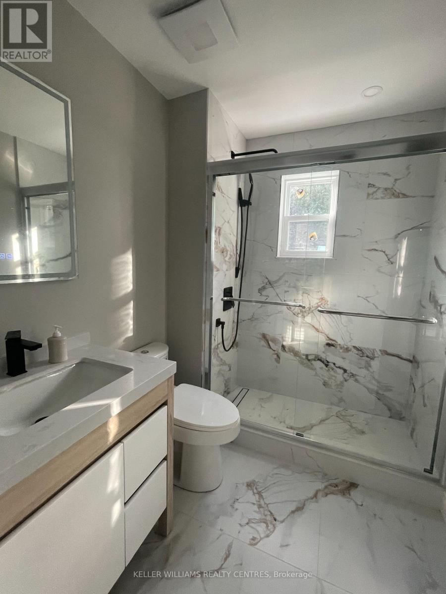 271 George Drive, Kawartha Lakes, ON - Indoor Photo Showing Bathroom