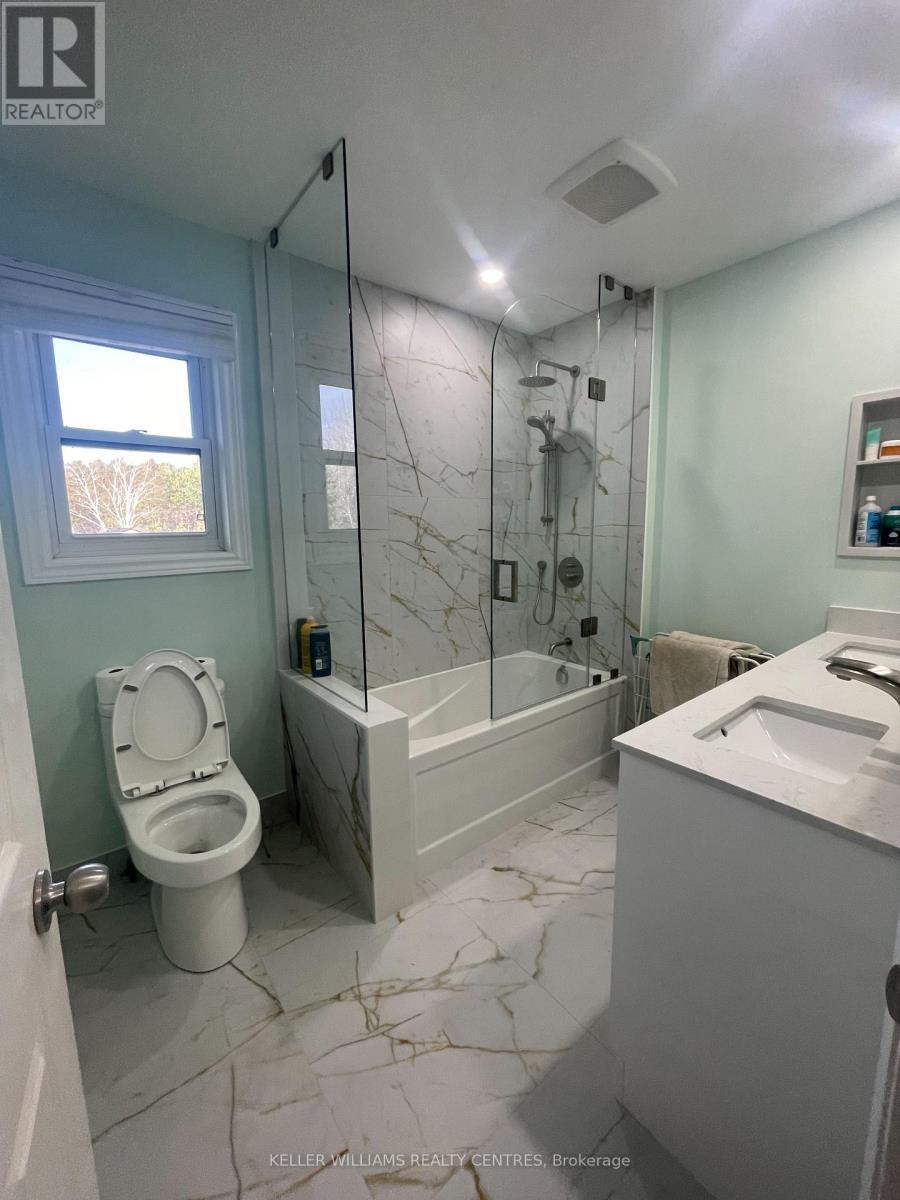 271 George Drive, Kawartha Lakes, ON - Indoor Photo Showing Bathroom
