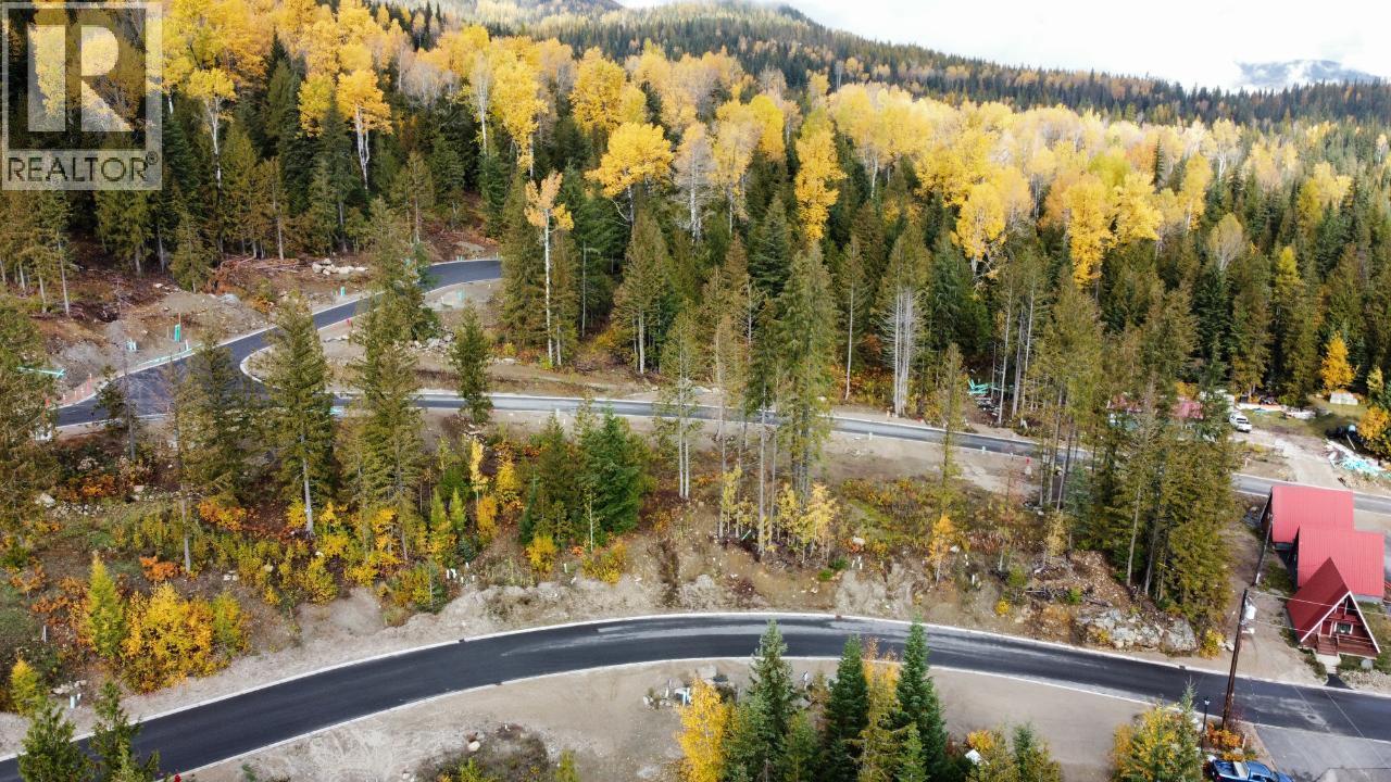 302 Ridge Road, Rossland, BC