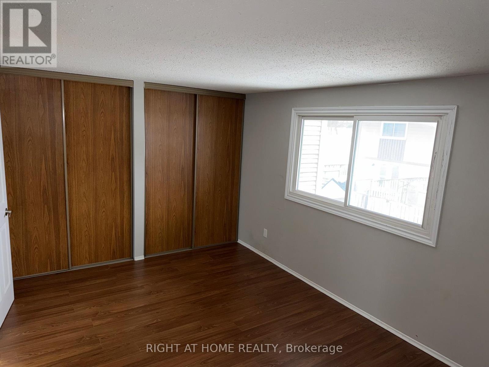 154 - 2570 Southvale Crescent, Ottawa, ON - Indoor Photo Showing Other Room