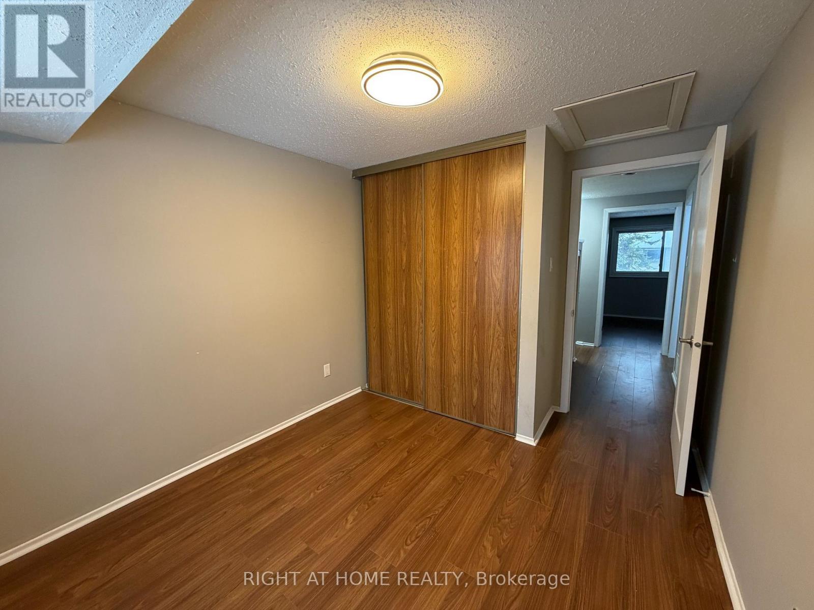 154 - 2570 Southvale Crescent, Ottawa, ON - Indoor Photo Showing Other Room