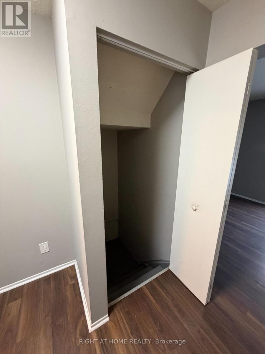 154 - 2570 Southvale Crescent, Ottawa, ON - Indoor Photo Showing Other Room