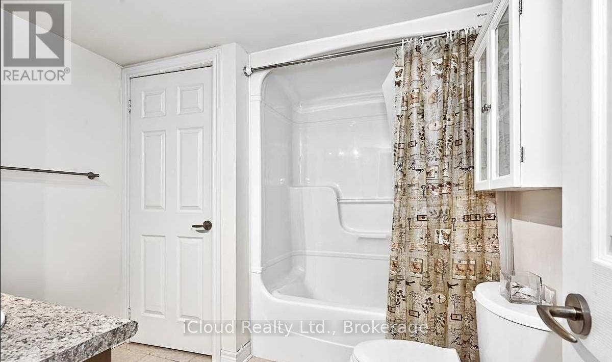 105 - 4005 Kilmer Drive, Burlington, ON - Indoor Photo Showing Bathroom