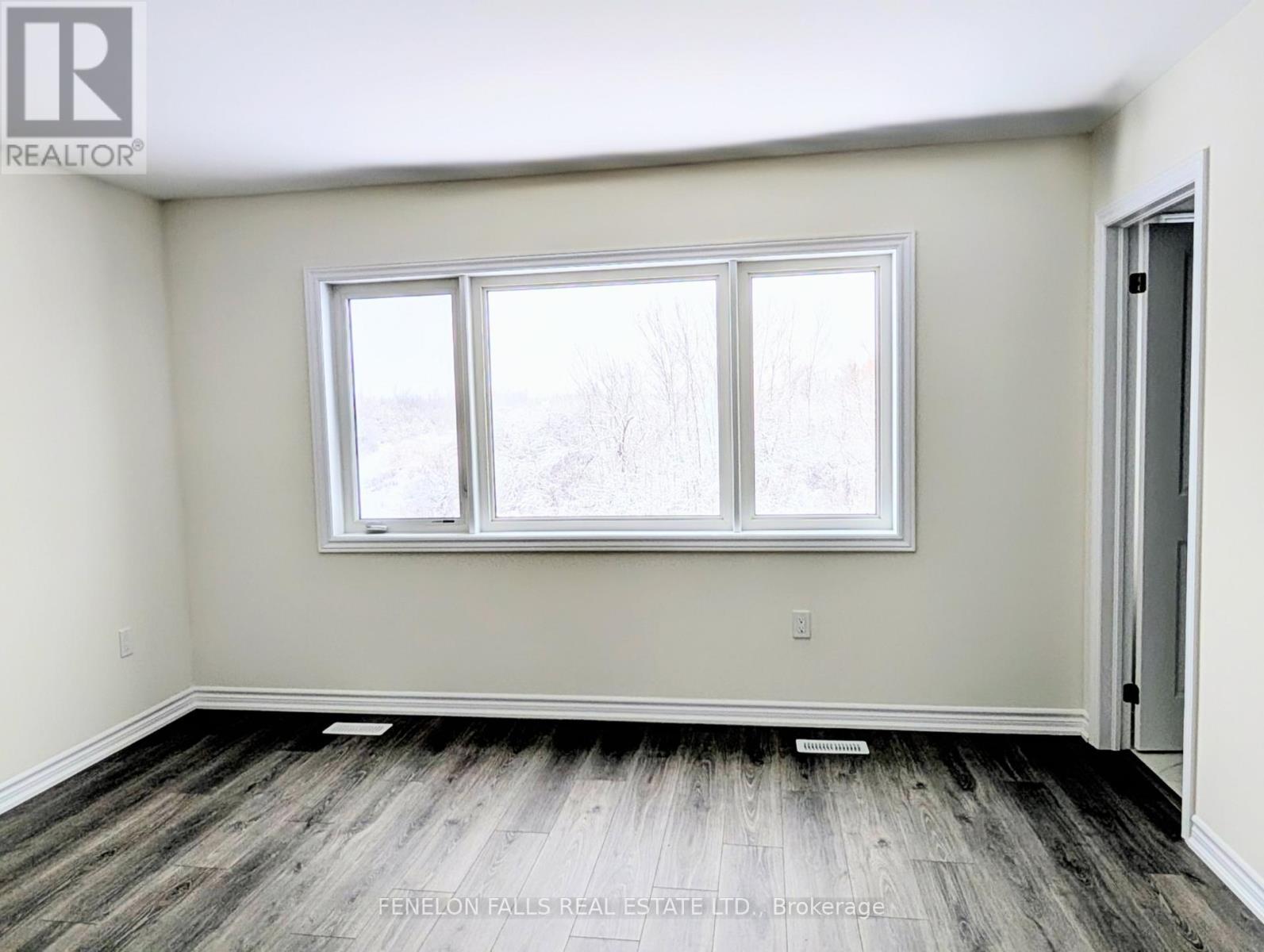25 Hickey Lane, Kawartha Lakes (Lindsay), ON - Indoor Photo Showing Other Room