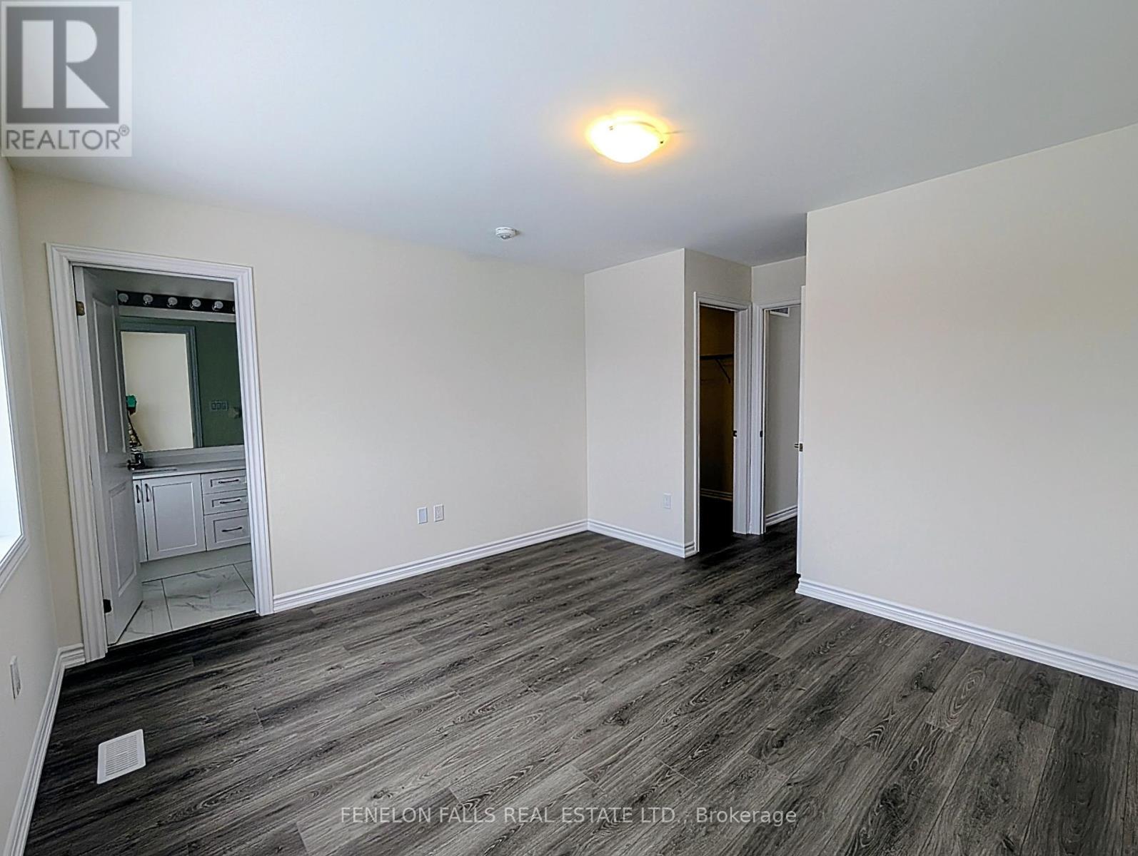 25 Hickey Lane, Kawartha Lakes (Lindsay), ON - Indoor Photo Showing Other Room