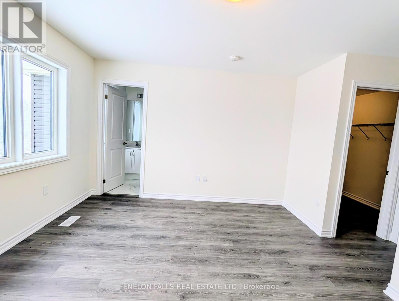 25 Hickey Lane, Kawartha Lakes (Lindsay), ON - Indoor Photo Showing Other Room