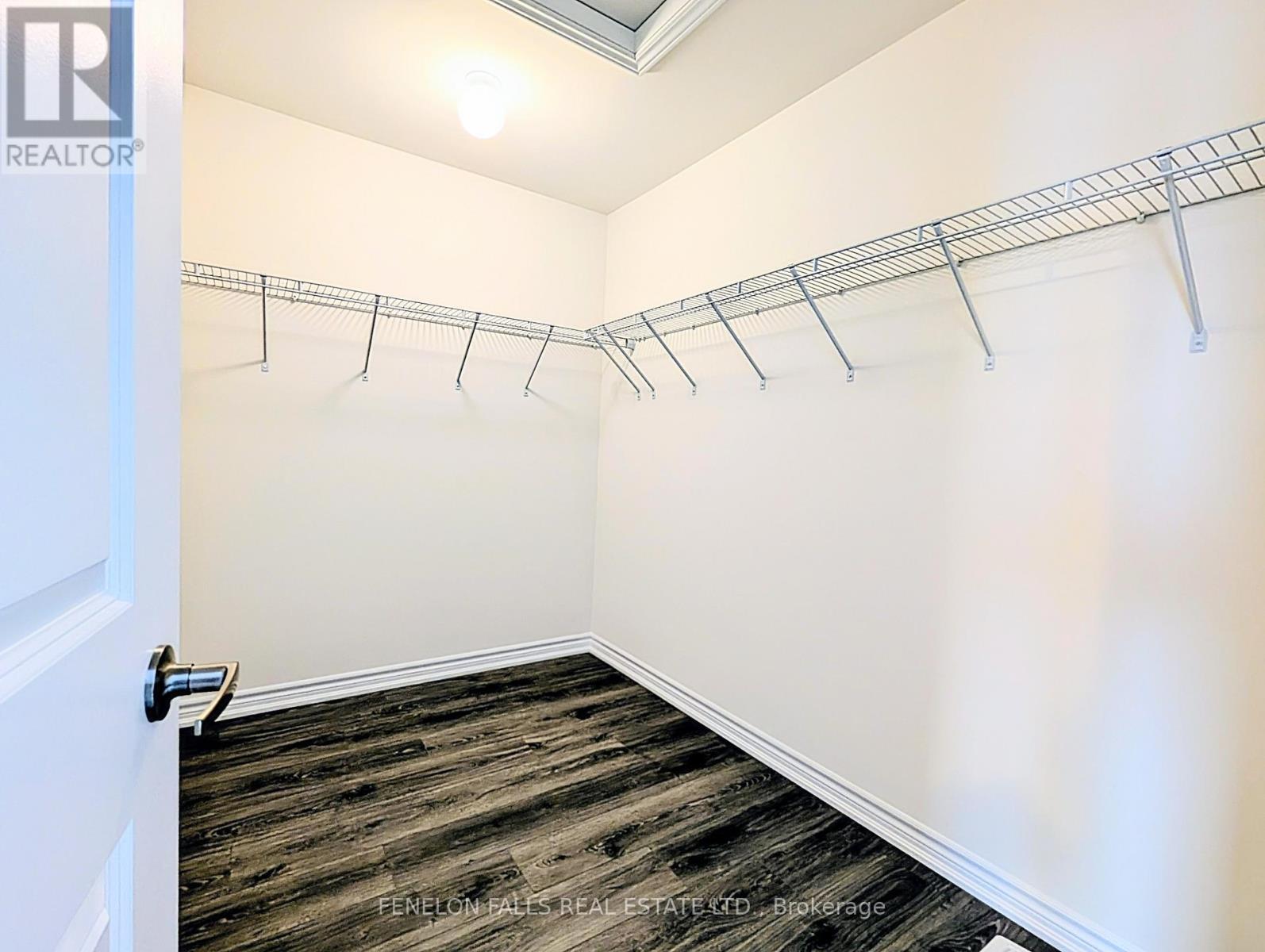 25 Hickey Lane, Kawartha Lakes (Lindsay), ON - Indoor With Storage