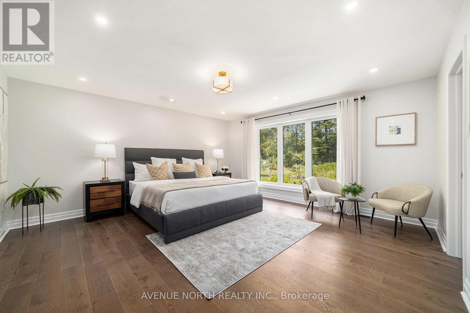 19 Newland Drive, Ottawa, ON - Indoor Photo Showing Bedroom