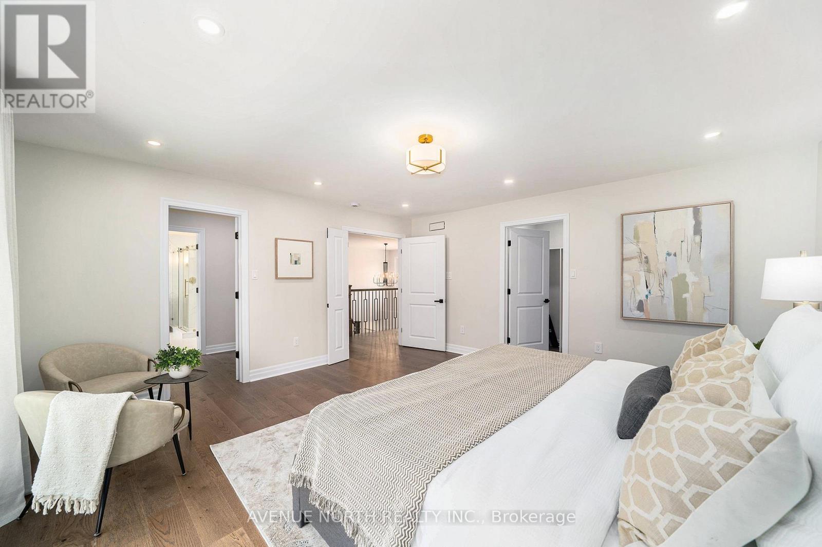 19 Newland Drive, Ottawa, ON - Indoor Photo Showing Bedroom