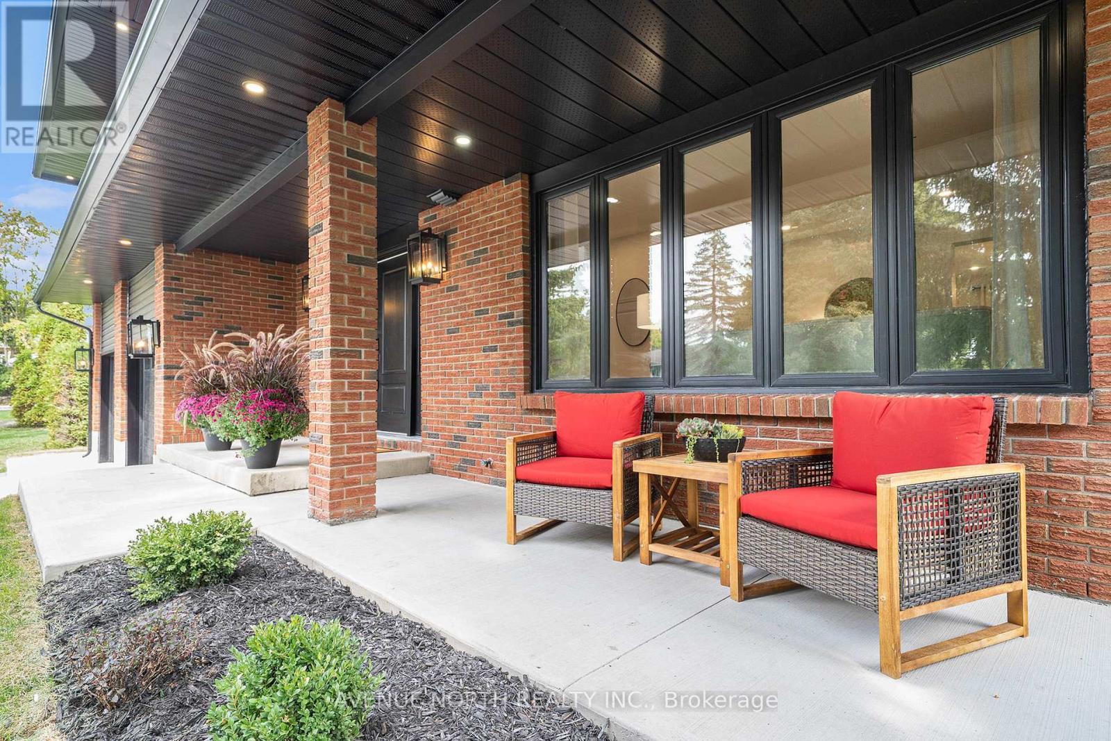 19 Newland Drive, Ottawa, ON - Outdoor With Deck Patio Veranda With Exterior