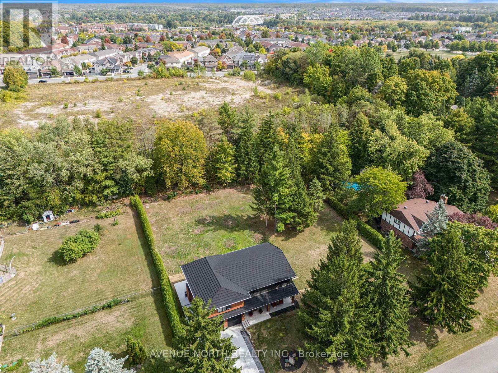 19 Newland Drive, Ottawa, ON - Outdoor With View