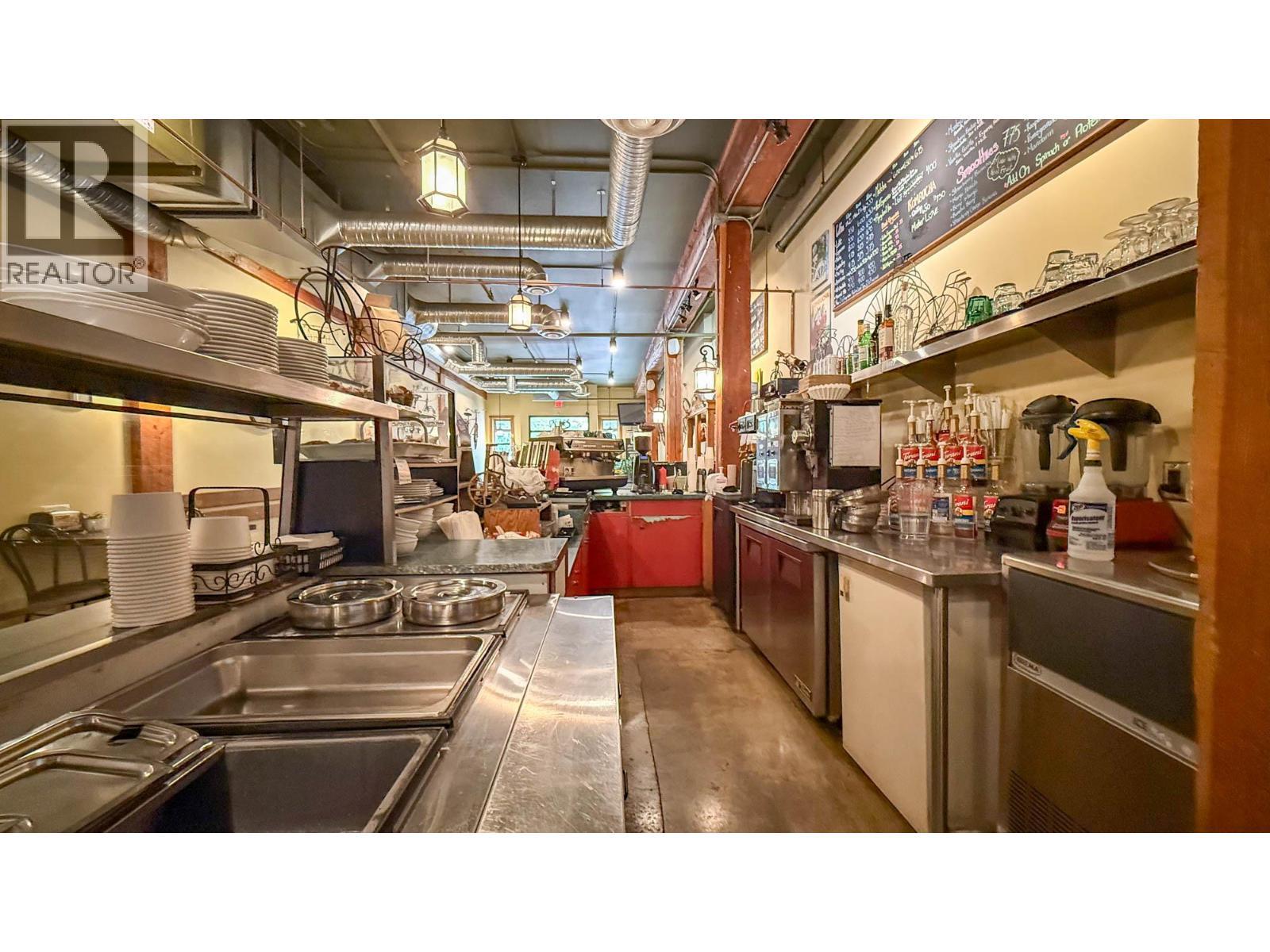 1357 Ellis Street Unit# 101, Kelowna, BC