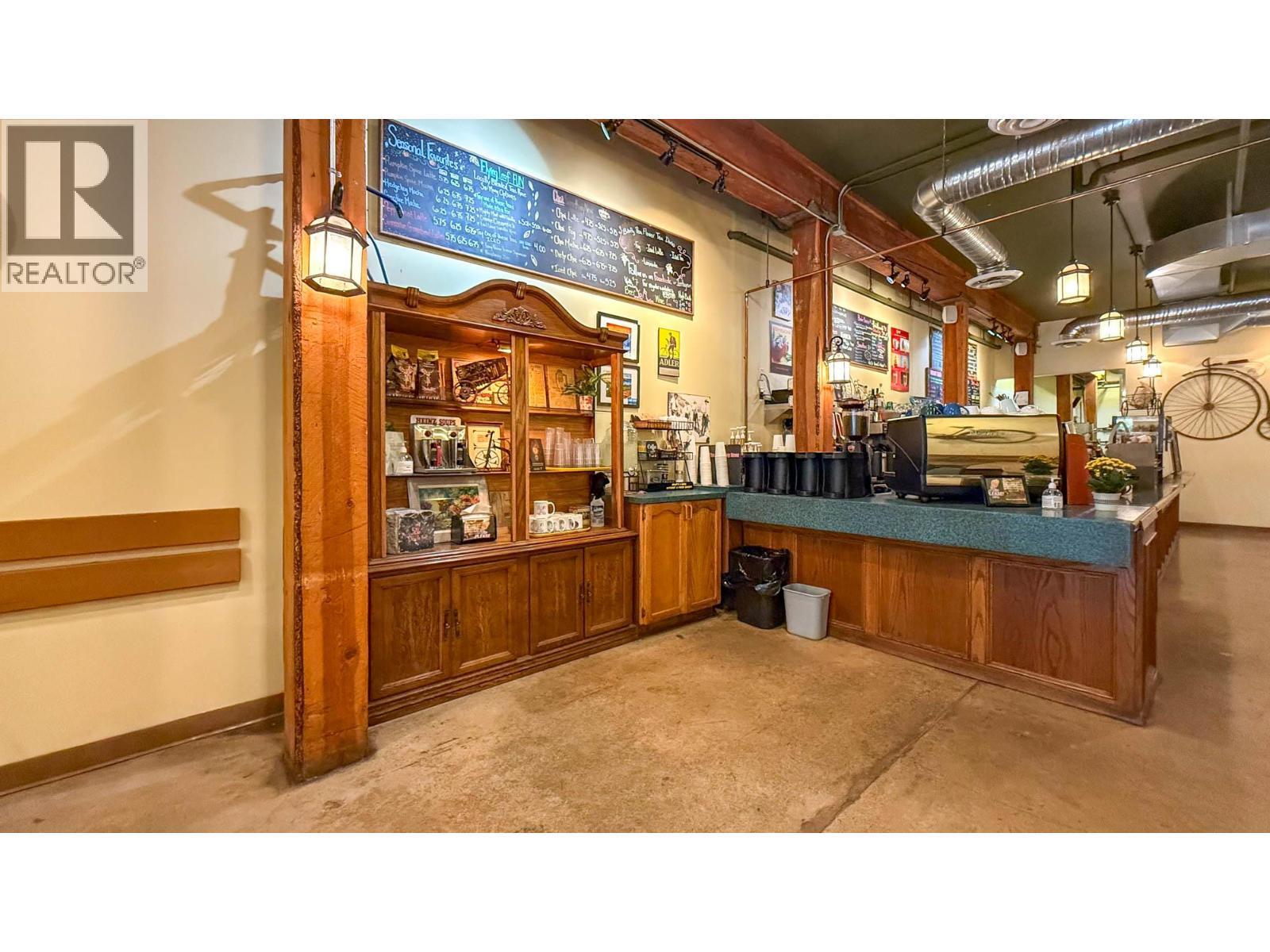 1357 Ellis Street Unit# 101, Kelowna, BC