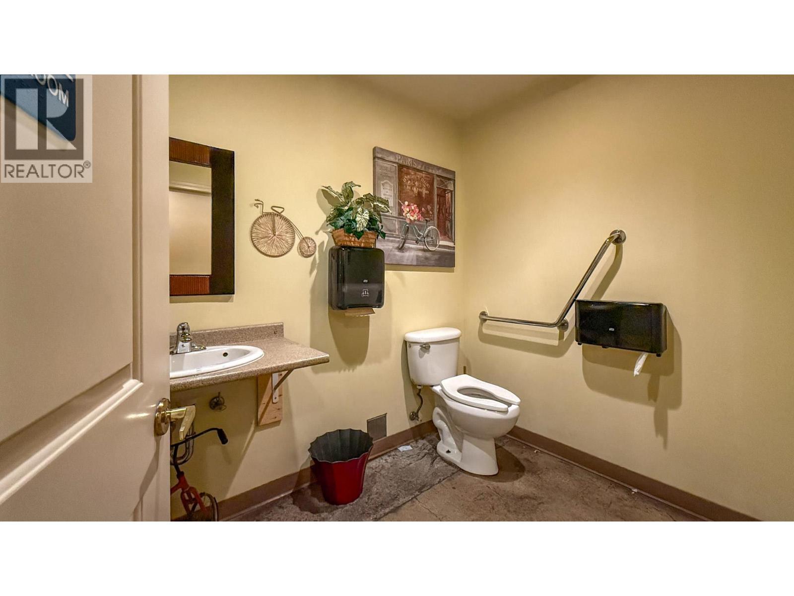 1357 Ellis Street Unit# 101, Kelowna, BC