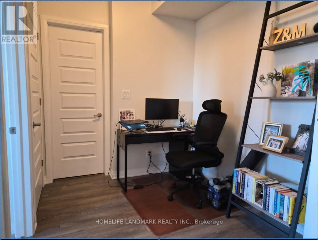 Den - 213 - 2 Adam Sellers Street, Markham, ON - Indoor Photo Showing Office