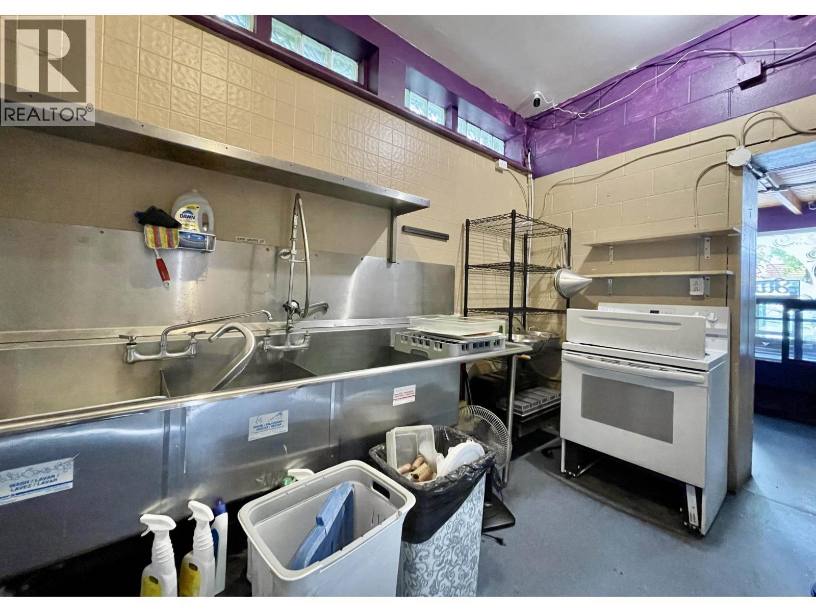 2 292 Gower Point Road, Gibsons, BC