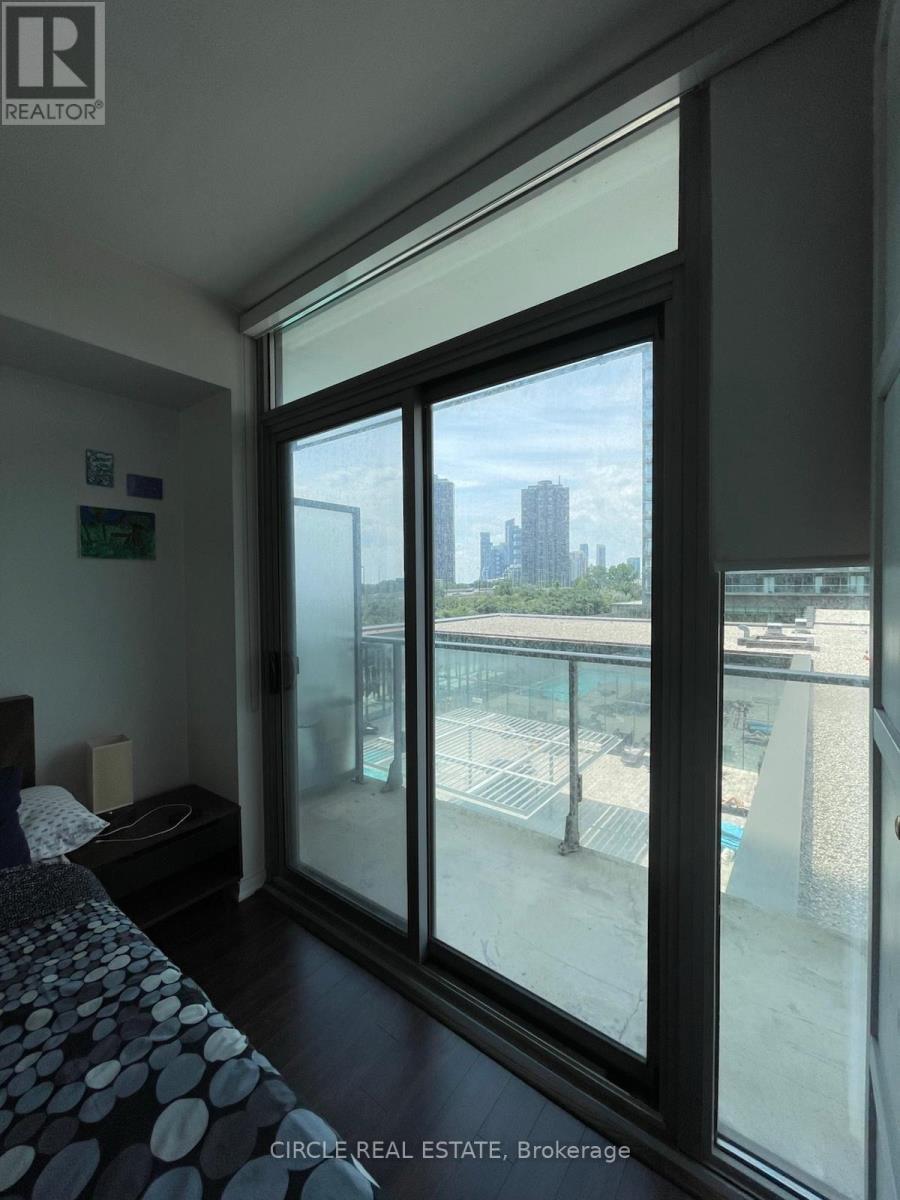 309 - 103 The Queensway Avenue N, Toronto, ON - Indoor Photo Showing Bedroom