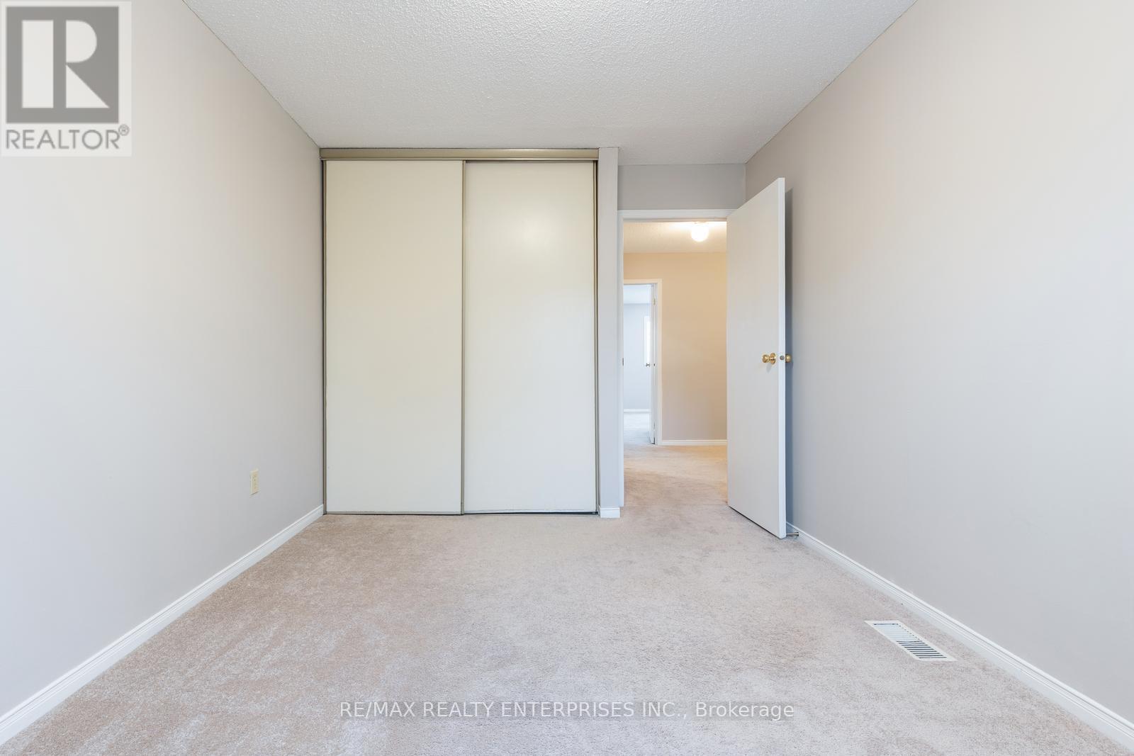 18 - 1176 Kelsey Court, Oakville, ON - Indoor Photo Showing Other Room