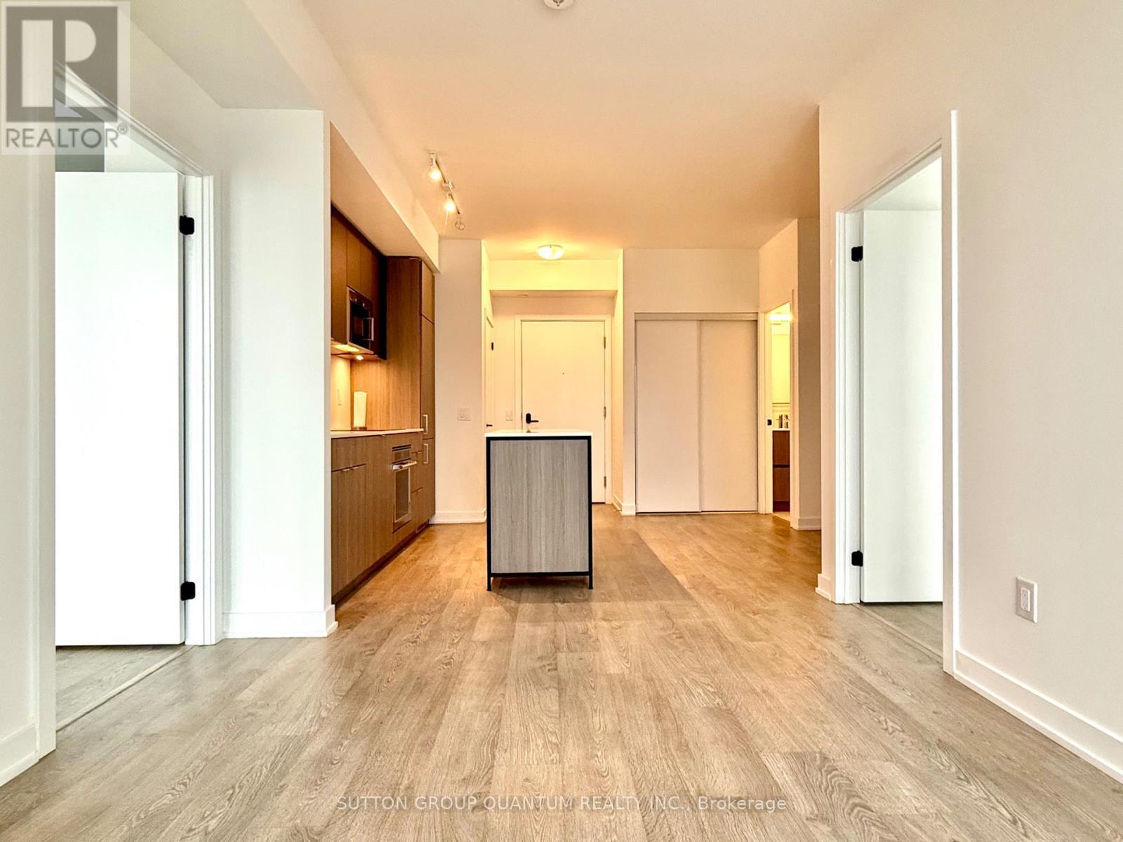 1209 - 220 Missinnihe Way, Mississauga, ON - Indoor