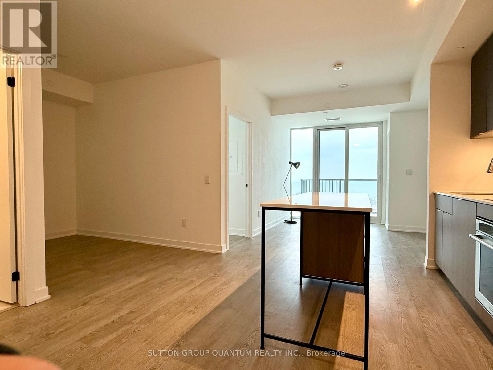 1209 - 220 Missinnihe Way, Mississauga, ON - Indoor Photo Showing Kitchen