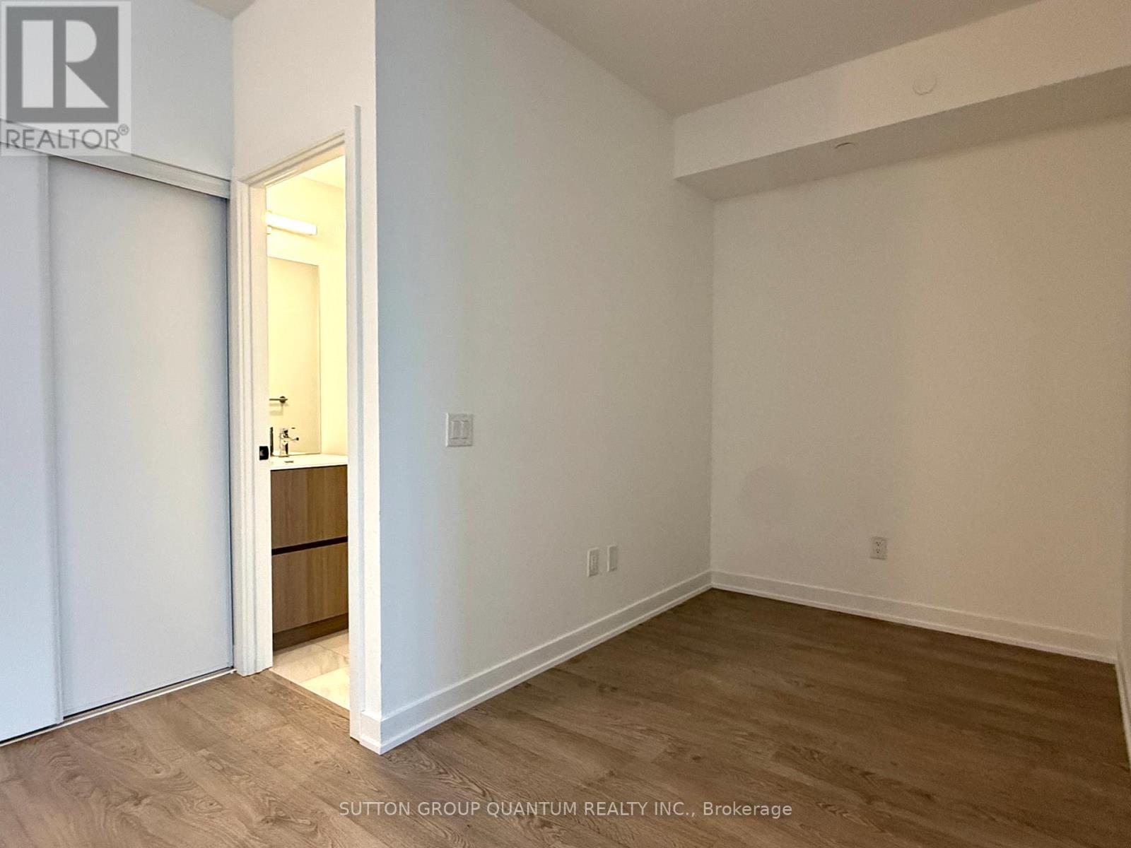 1209 - 220 Missinnihe Way, Mississauga, ON - Indoor Photo Showing Other Room