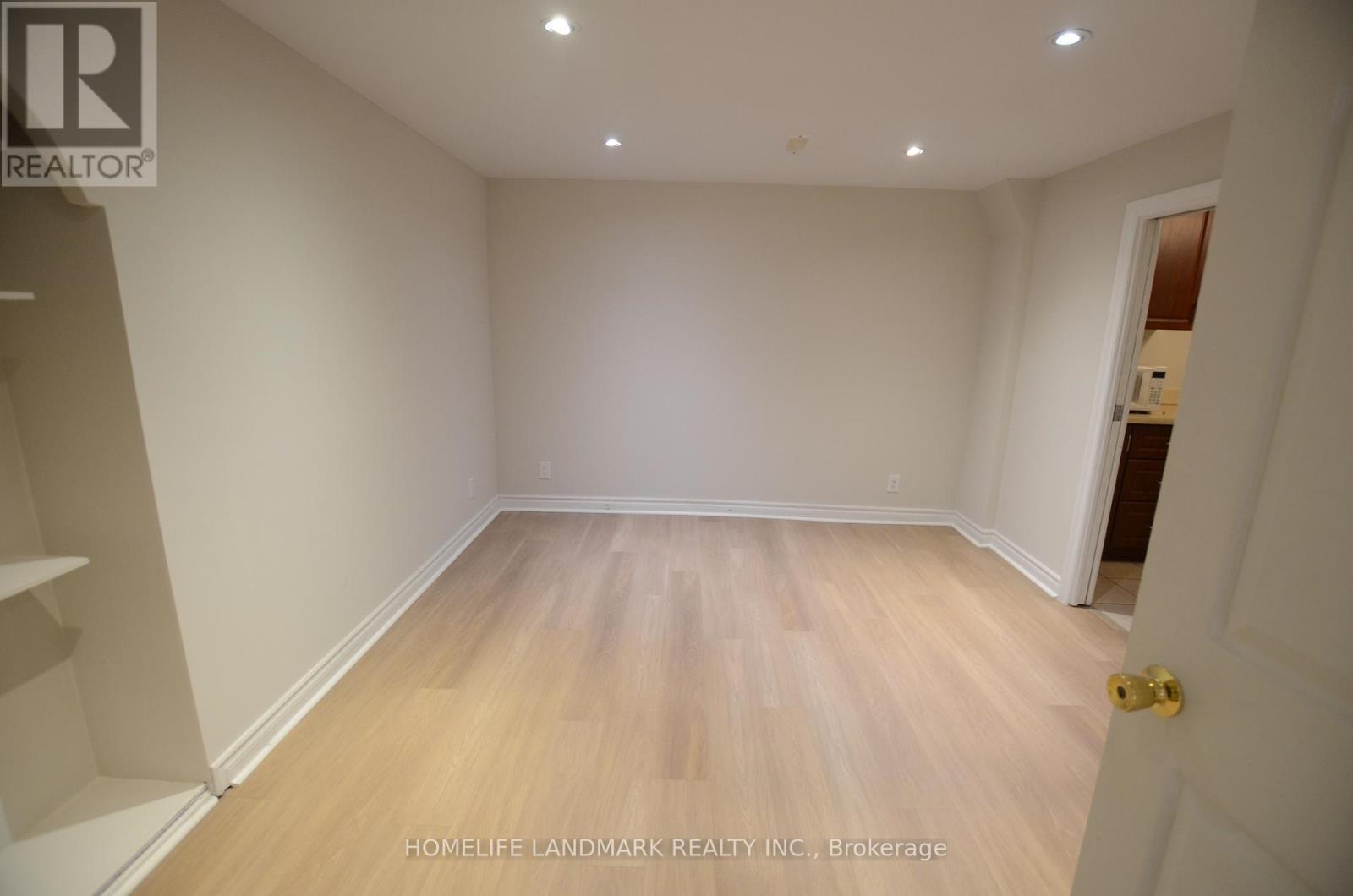 Lower Unit Apt - 259 Mcnicoll Avenue, Toronto, ON - Indoor Photo Showing Other Room