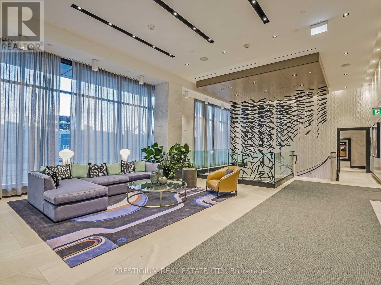 219 - 1 Edgewater Drive, Toronto, ON - Indoor Photo Showing Other Room