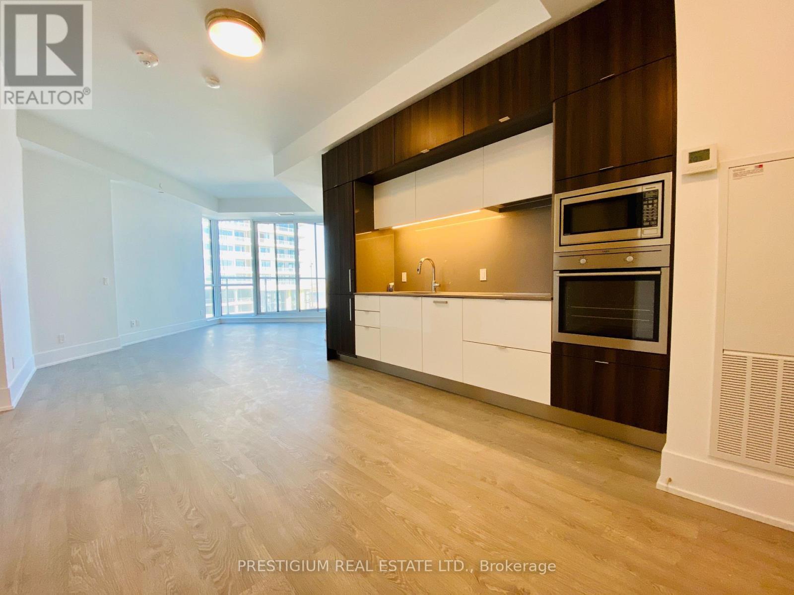 219 - 1 Edgewater Drive, Toronto, ON - Indoor Photo Showing Kitchen