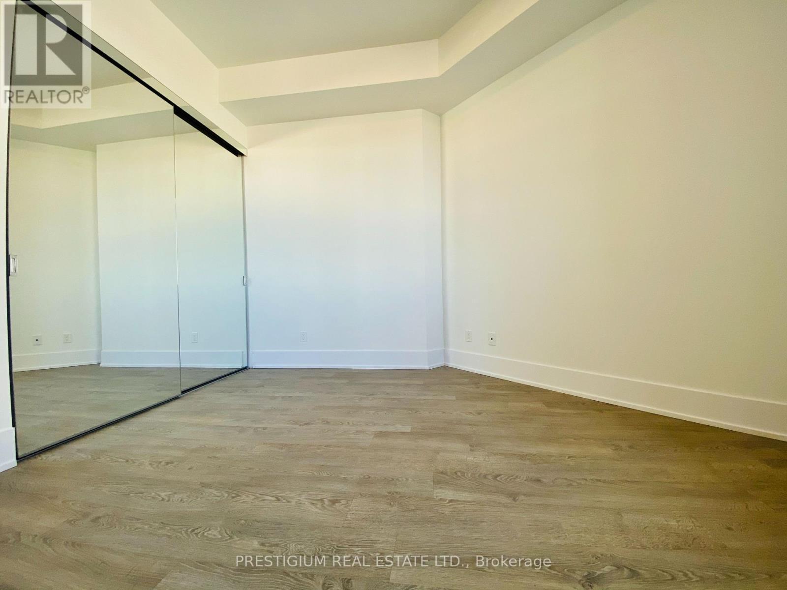 219 - 1 Edgewater Drive, Toronto, ON - Indoor Photo Showing Other Room