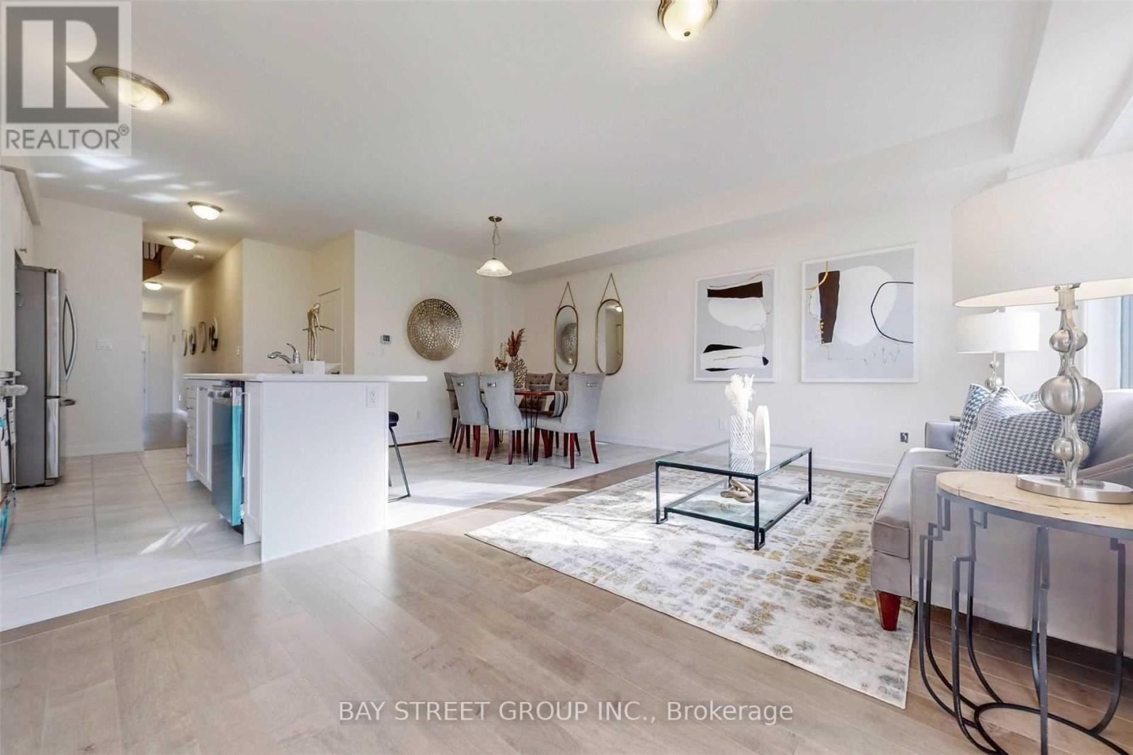 83 Boiton Street, Richmond Hill, ON - Indoor