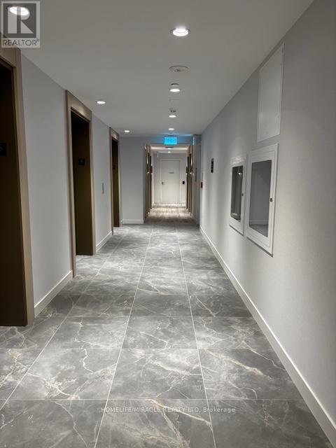 15 Skyridge Drive, Brampton, ON - Indoor Photo Showing Other Room