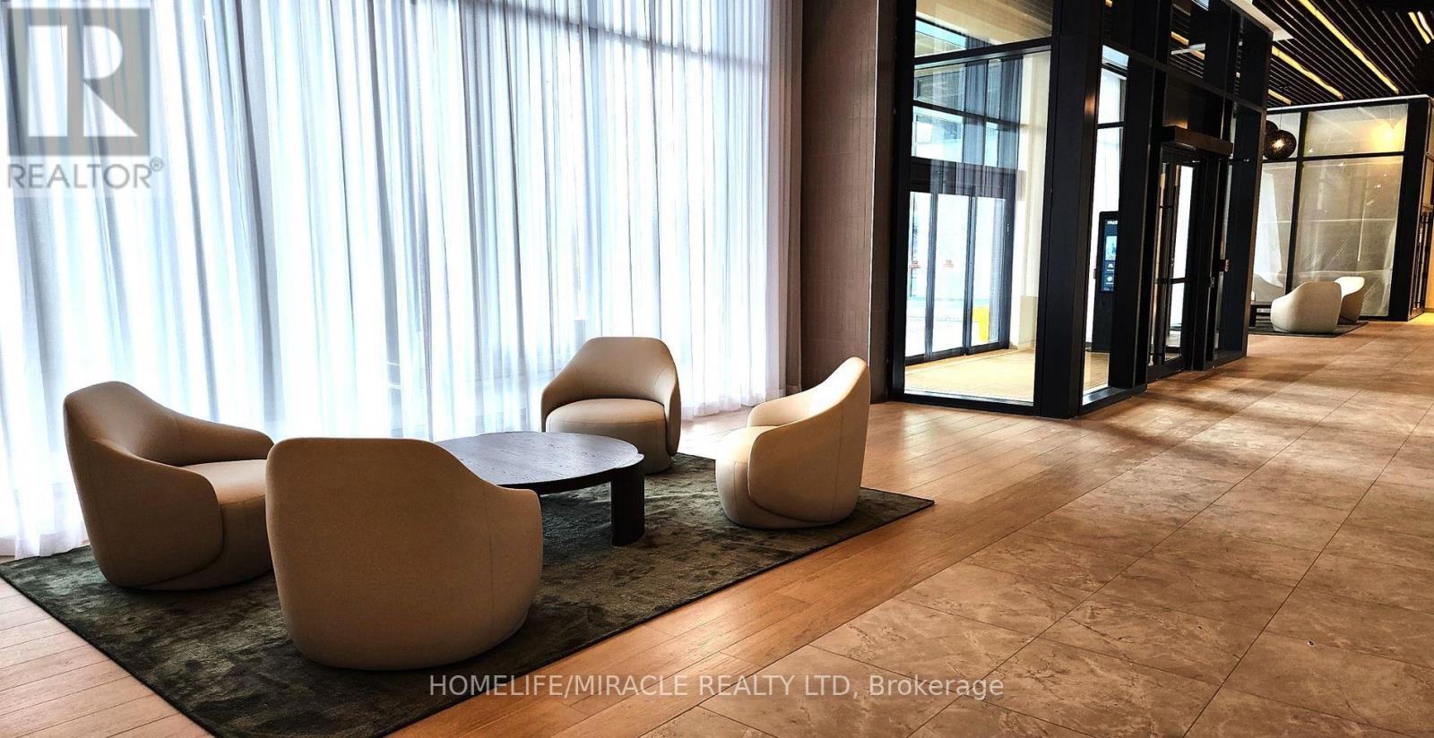 15 Skyridge Drive, Brampton, ON - Indoor Photo Showing Other Room