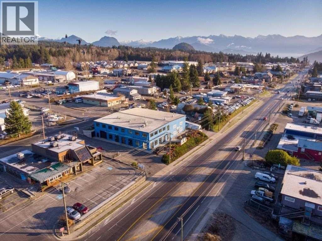 1058 Gibsons Way, Gibsons, BC