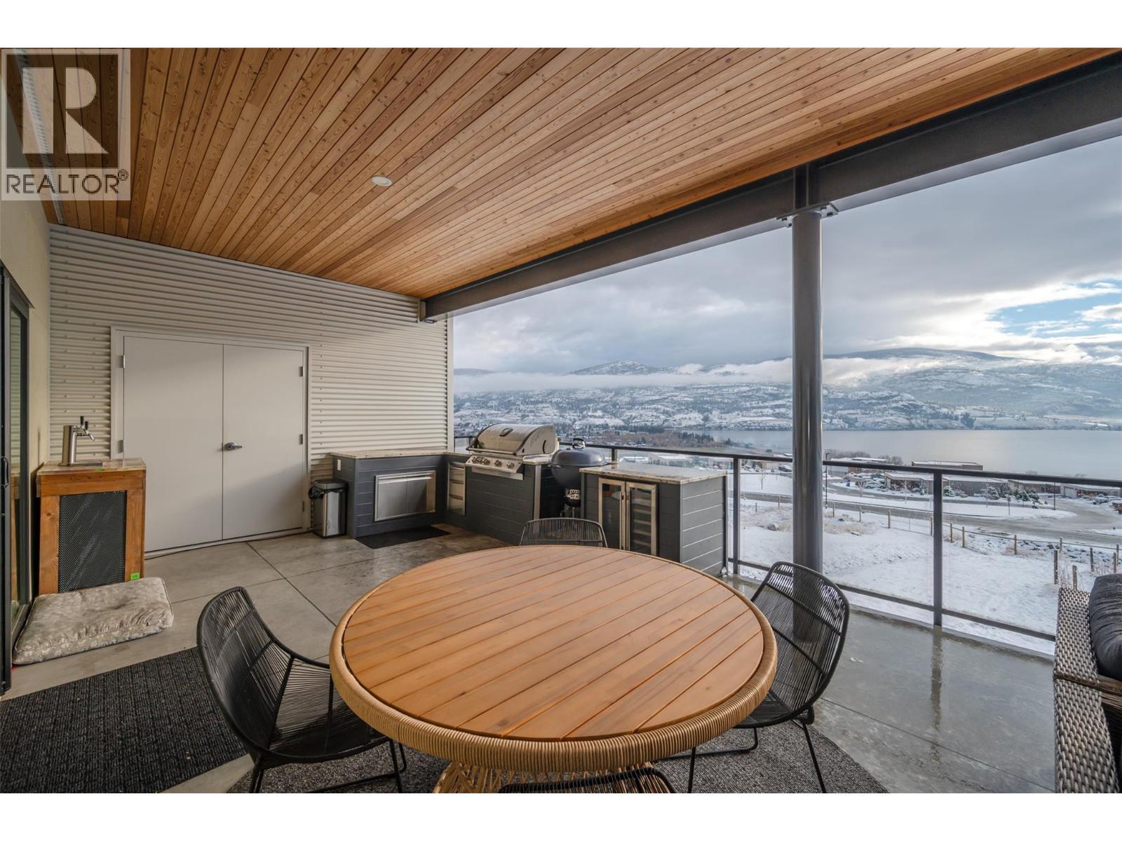 400 Vista Park Unit# 421, Penticton, BC - Outdoor With Deck Patio Veranda With Exterior