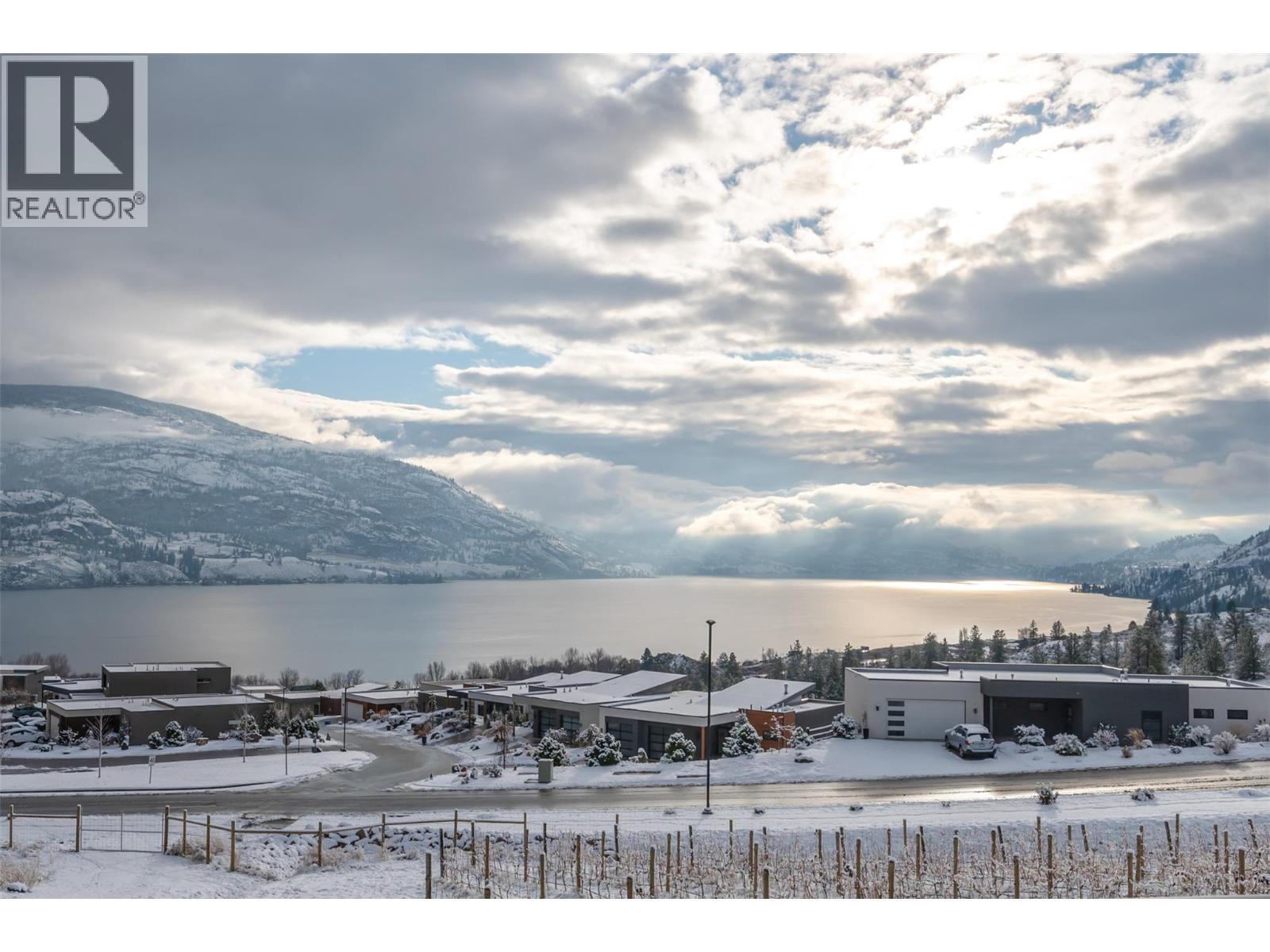 400 Vista Park Unit# 421, Penticton, BC - Outdoor With Body Of Water With View