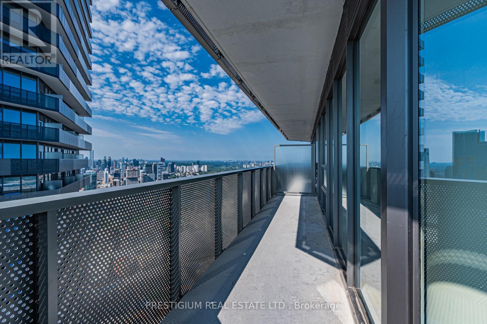 6811 - 138 Downes Street, Toronto, ON - Outdoor With Balcony With Exterior