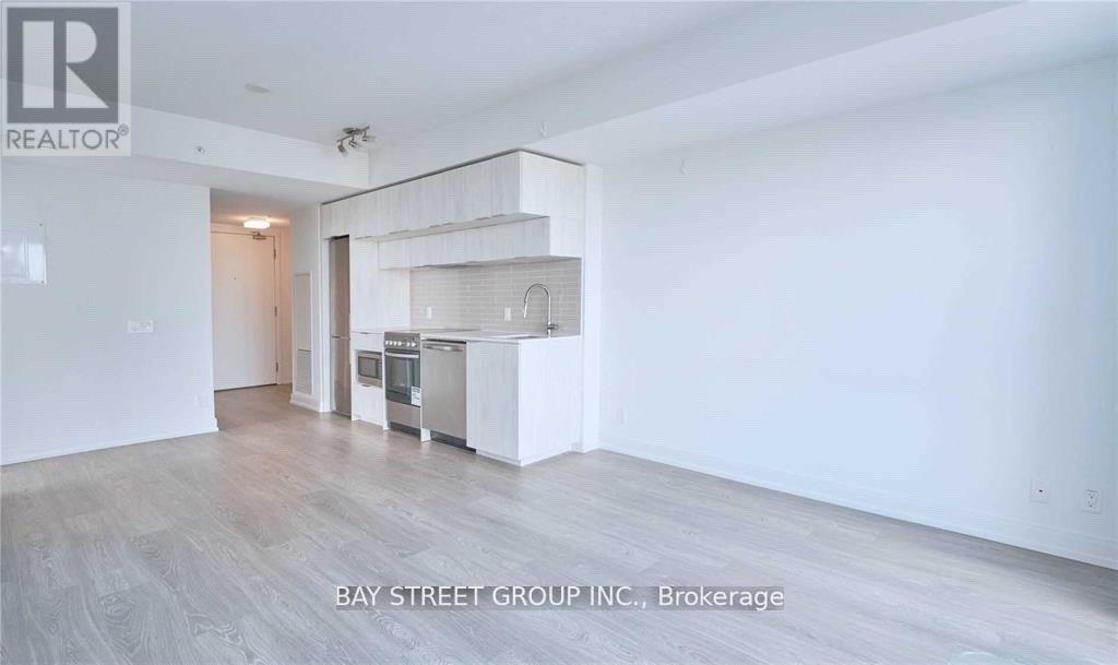 5603 - 181 Dundas Street E, Toronto, ON - Indoor Photo Showing Kitchen