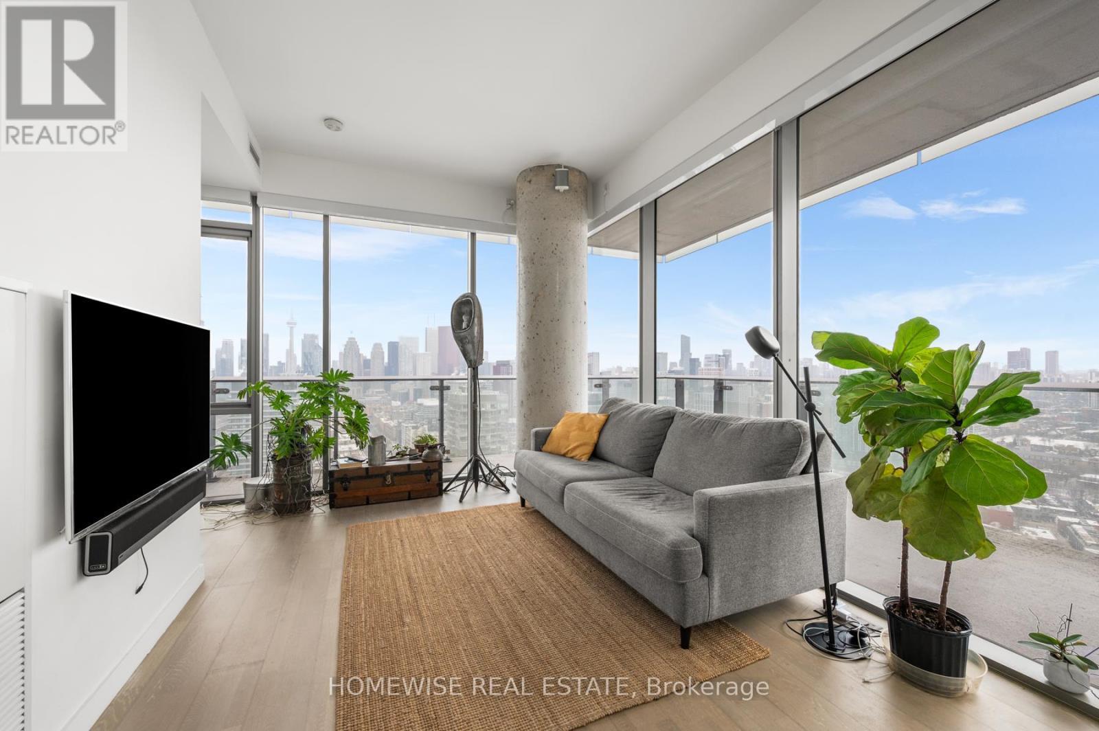 3802 - 70 Distillery Lane, Toronto, ON - Indoor Photo Showing Living Room